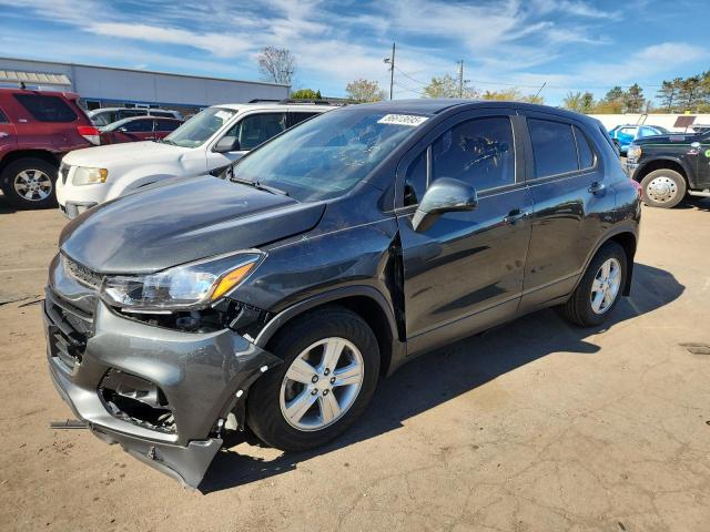 CHEVROLET TRAX LS 2020 with VIN 3GNCJKSB0LL192930 - Photo from auction