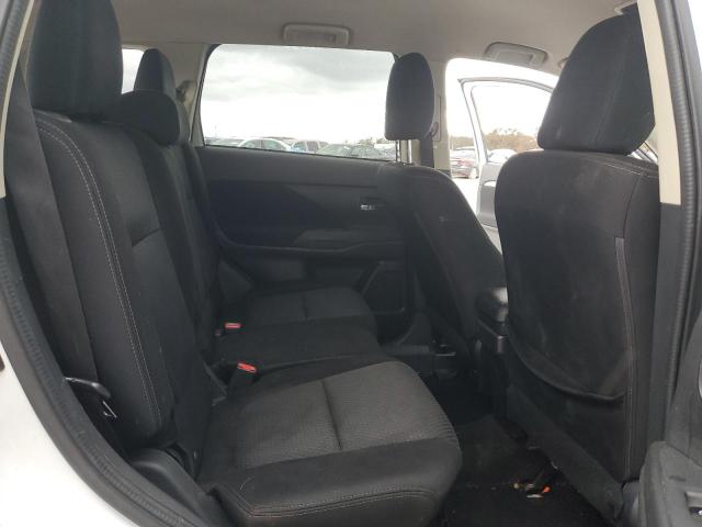 Photo 11 from auction – 2018 MITSUBISHI OUTLANDER with VIN JA4AD3A30JZ051895