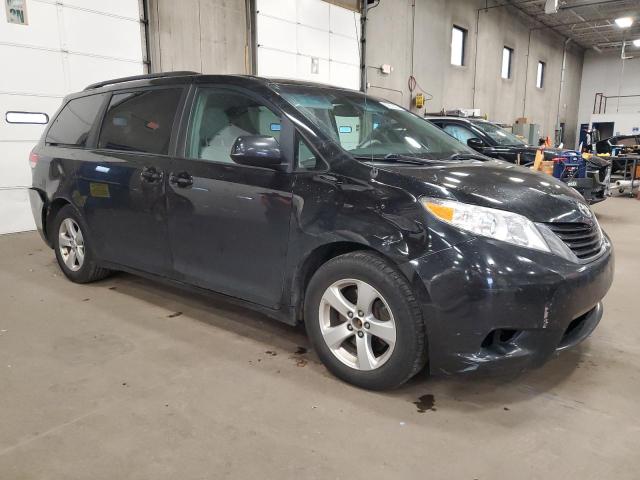 Photo 4 from auction – 2013 TOYOTA SIENNA LE with VIN 5TDKK3DC9DS391564