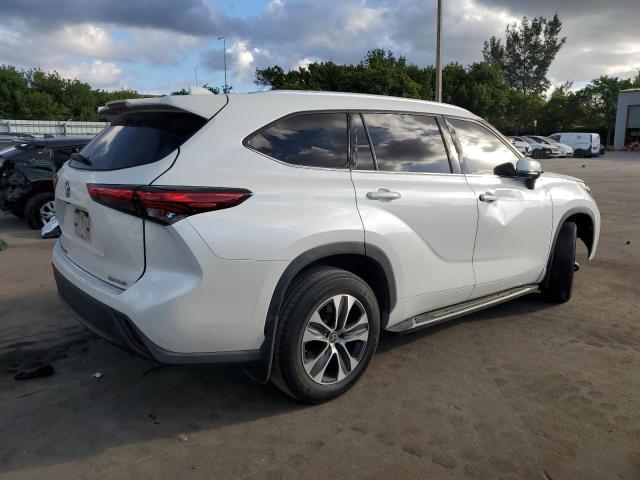 Photo 3 from auction – 2021 TOYOTA HIGHLANDER with VIN 5TDGZRBH7MS126810