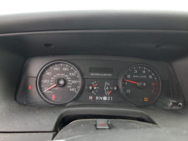 Photo 9 from auction – 2009 FORD CROWN VICT with VIN 2FAHP71V69X134680