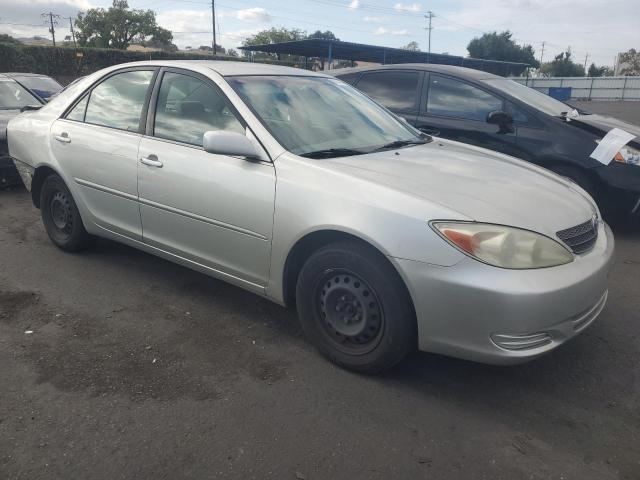صورة رقم 4 من المزاد - 2002 TOYOTA CAMRY LE مع VIN JTDBE32K320028095