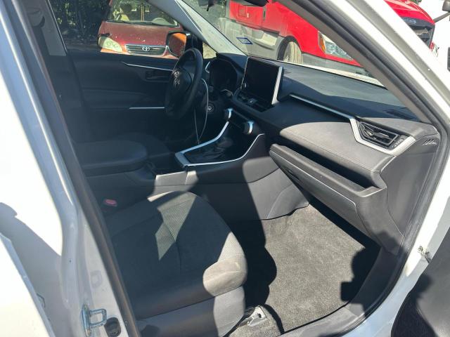 Photo 5 from auction – 2023 TOYT RAV4 LE with VIN 2T3H1RFV5PC241129