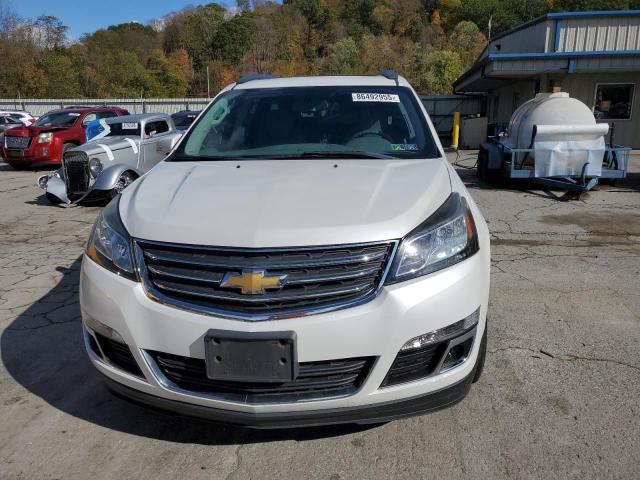 Photo 5 from auction – 2017 CHEVROLET TRAVERSE L with VIN 1GNKVGKD5HJ279509