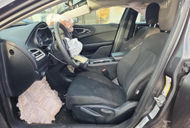 Photo 7 from auction – 2016 CHRYSLER 200 LIMITE with VIN 1C3CCCAB8GN170372