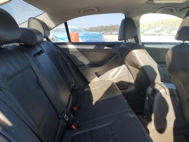 Photo 10 from auction – 2017 VOLKSWAGEN JETTA SE with VIN 3VWDB7AJ8HM228121