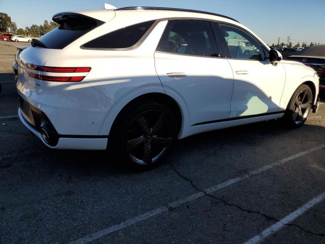 Photo 3 from auction – 2023 GENESIS GV70 BASE with VIN KMUMADTB0PU109738
