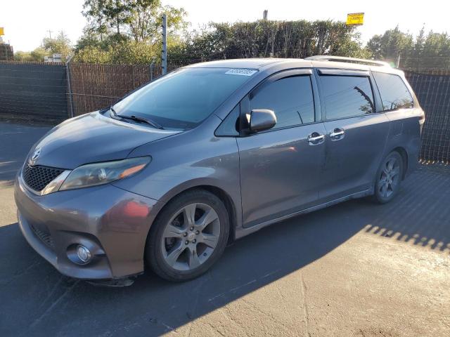 Photo 1 from auction – 2015 TOYOTA SIENNA SPO with VIN 5TDXK3DC5FS577823
