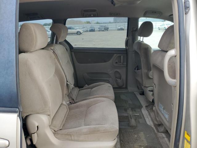 Photo 11 from auction – 2004 TOYOTA SIENNA CE with VIN 5TDZA23C14S184583