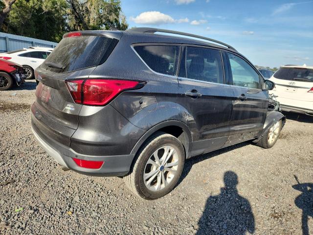 Photo 3 from auction – 2019 FORD ESCAPE SEL with VIN 1FMCU9HD4KUA26346