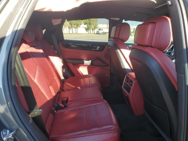 Photo 10 from auction – 2020 PORSCHE CAYENNE with VIN WP1AA2AY5LDA09158