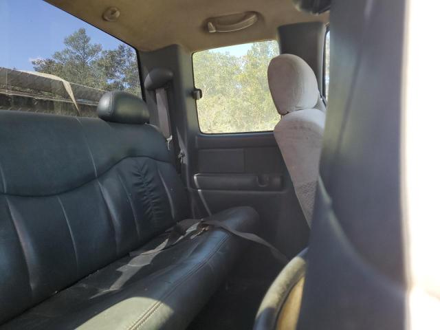 Photo 10 from auction – 2000 CHEVROLET SILVERADO with VIN 2GCEC19T0Y1104018