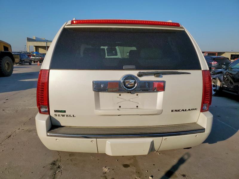Photo 6 from auction – 2011 CADILLAC ESCALADE L with VIN 1GYS4BEF5BR148756