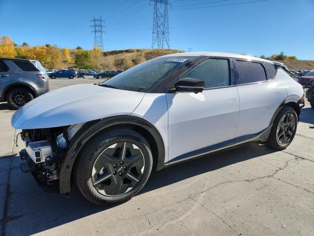 2025 KIA EV6