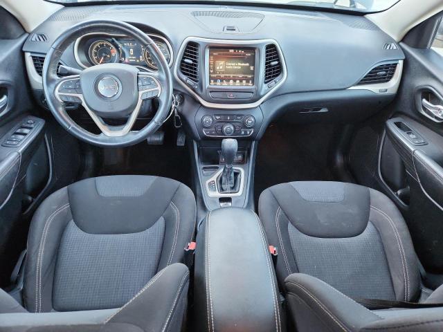 Photo 8 from auction – 2016 JEEP CHEROKEE L with VIN 1C4PJLCB4GW265263