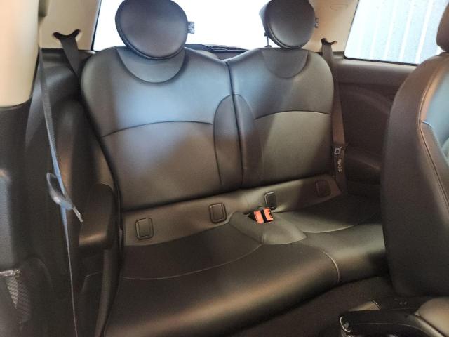 Photo 10 from auction – 2011 MINI COOPER S with VIN WMWSV3C50BTY11332