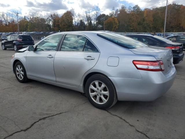 Foto 2 de la subasta – 2011 TOYOTA CAMRY BASE con VIN 4T1BF3EK5BU677619