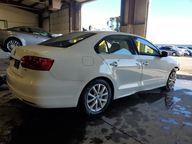 Photo 3 from auction – 2014 VOLKSWAGEN JETTA with VIN 3VWD17AJ8EM352145
