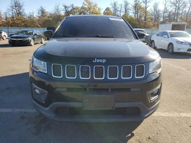 Photo 5 from auction – 2017 JEEP COMPASS LATITUDE with VIN 3C4NJDBB9HT692850