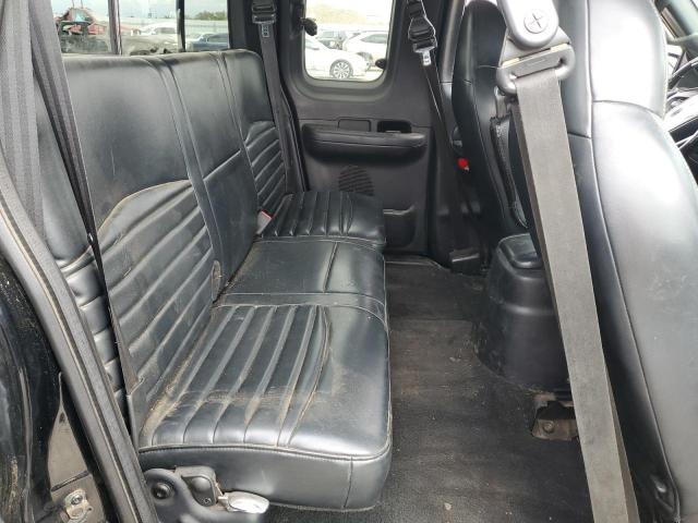 Photo 10 from auction – 2000 FORD F150 with VIN 2FTRX07L1YCB10191
