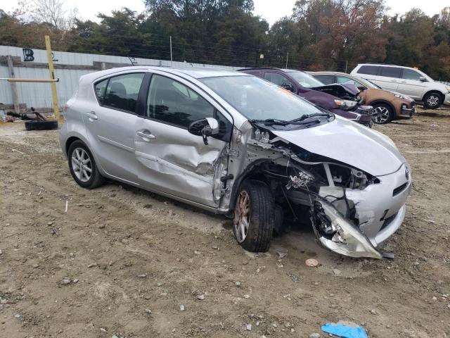 Photo 4 from auction – 2013 TOYOTA PRIUS C with VIN JTDKDTB37D1540502