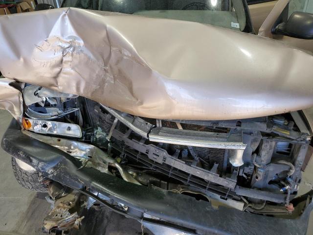 Photo 12 from auction – 2001 CHEVROLET SUBURBAN K with VIN 3GNFK16T61G221893