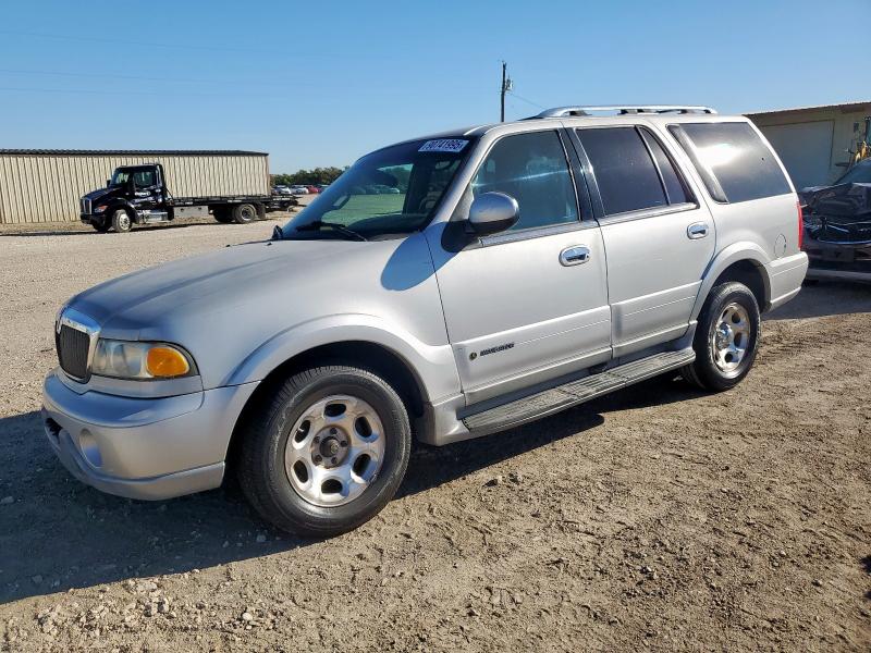 LINCOLN NAVIGATOR 2000 with VIN 5LMRU27A7YLJ14473 - Photo from auction