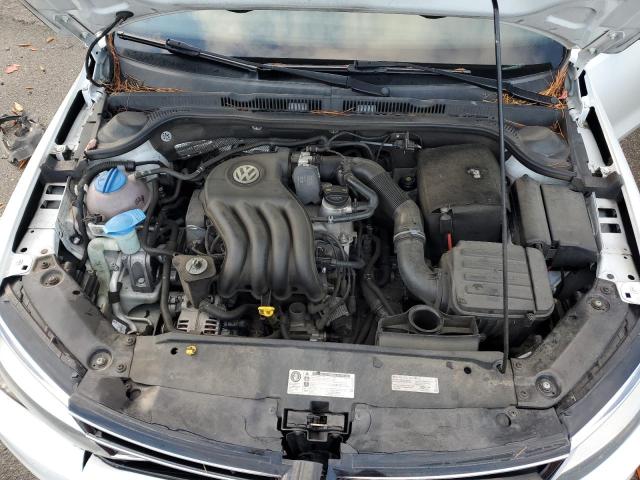 Photo 11 from auction – 2015 VOLKSWAGEN JETTA BASE with VIN 3VW2K7AJ4FM261184