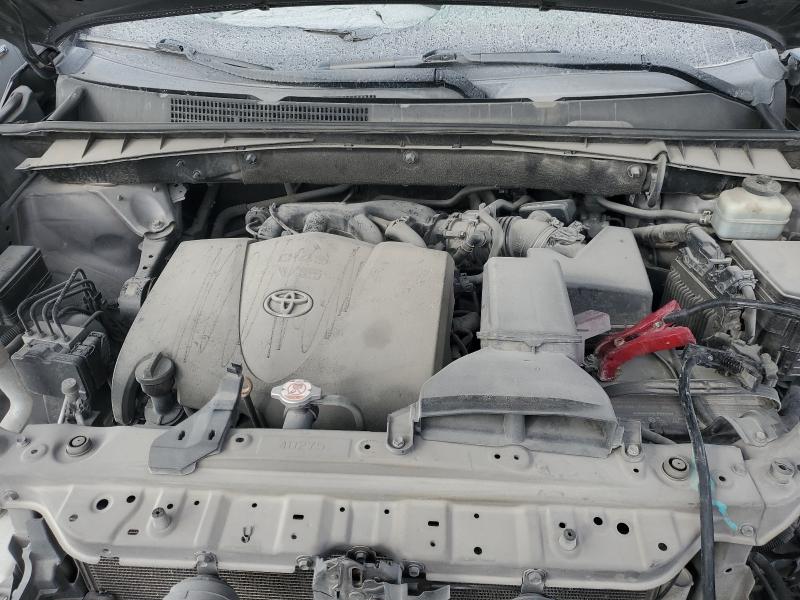 Photo 12 from auction – 2018 TOYOTA HIGHLANDER with VIN 5TDYZRFH0JS270192