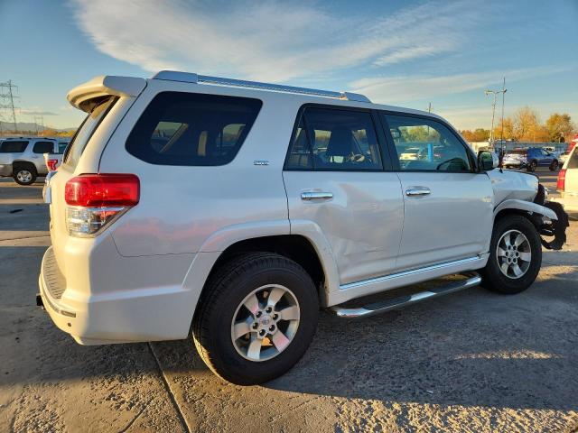 Photo 3 from auction – 2013 TOYOTA 4RUNNER SR with VIN JTEBU5JR6D5141702