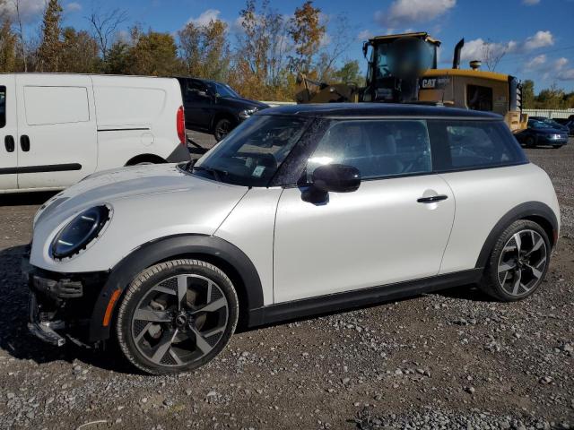 MINI COOPER S 2025 with VIN WMW23GD06S2W15174 - Photo from auction
