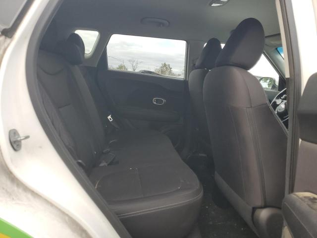 Photo 10 from auction – 2015 KIA SOUL with VIN KNDJN2A20F7138459
