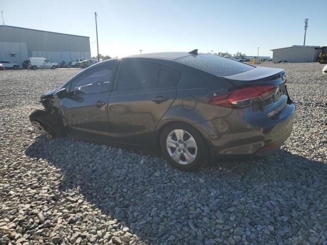 Photo 2 from auction – 2017 KIA FORTE LX with VIN 3KPFK4A77HE068127