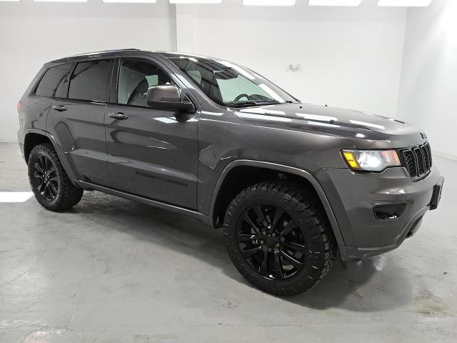 Photo 4 from auction – 2017 JEEP GRAND CHER with VIN 1C4RJFAG5HC932501