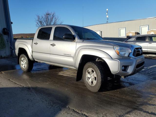 Photo 4 from auction – 2014 TOYOTA TACOMA DOU with VIN 3TMLU4EN2EM160379
