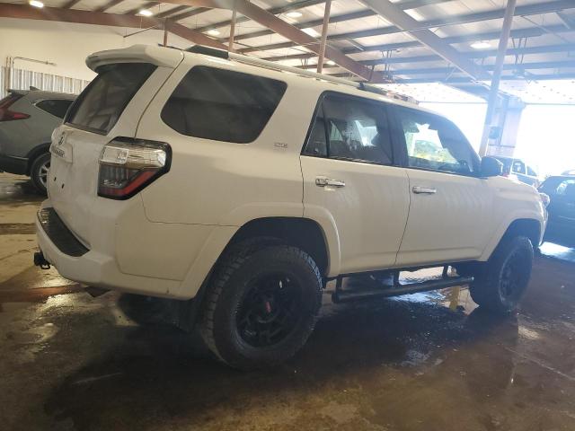 Photo 3 from auction – 2021 TOYOTA 4RUNNER SR with VIN JTEMU5JR6M5855077