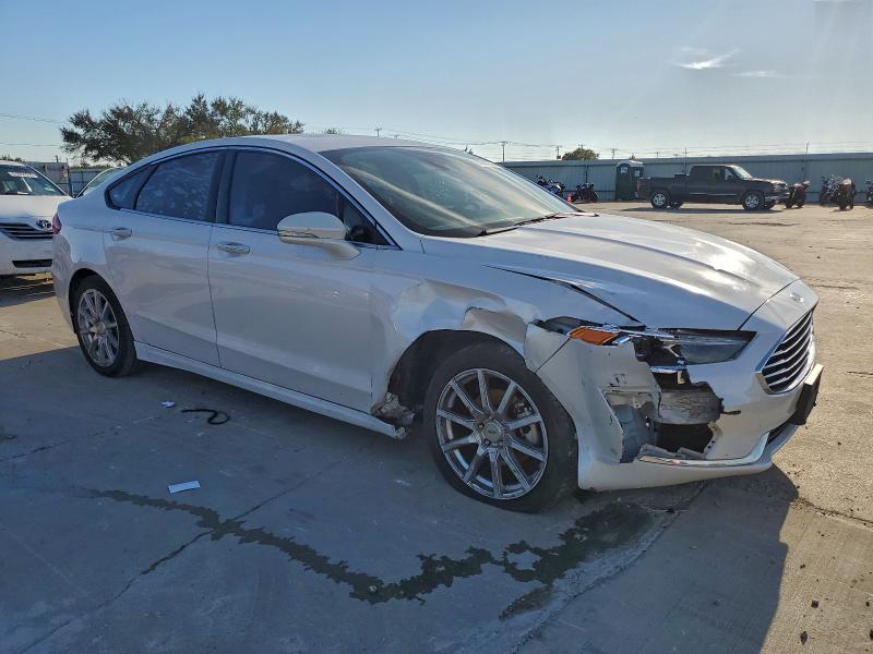 Photo 4 from auction – 2019 FORD FUSION SEL with VIN 3FA6P0CD3KR132103