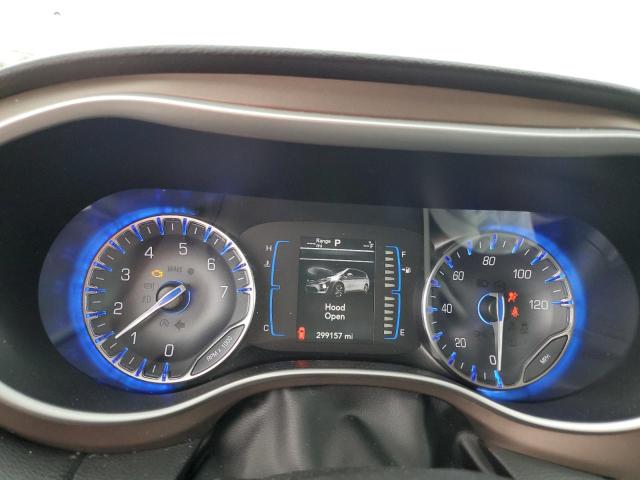 Photo 9 from auction – 2017 CHRYSLER PACIFICA T with VIN 2C4RC1BG2HR598964