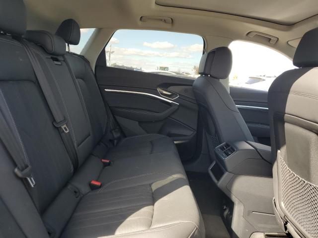 Photo 11 from auction – 2024 AUDI Q8 E-TRON with VIN WA15AAGE8RB057424