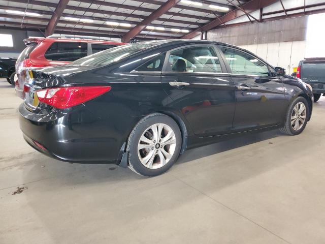 Photo 3 from auction – 2012 HYUNDAI SONATA SE with VIN 5NPEC4AC3CH323432