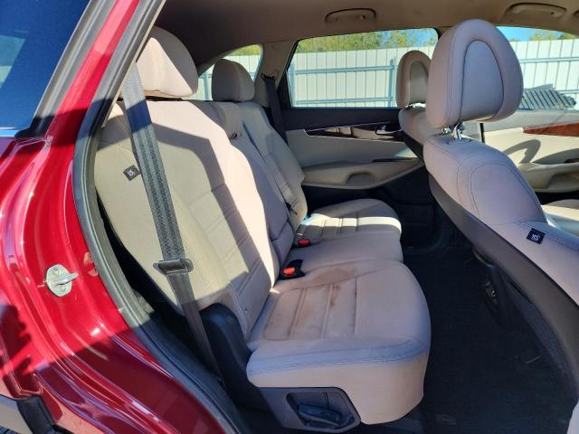 Photo 11 from auction – 2016 KIA SORENTO LX with VIN 5XYPGDA36GG025807
