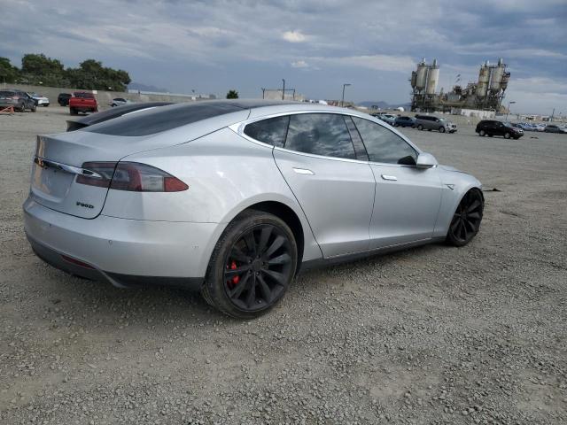 Photo 3 from auction – 2016 TESLA MODEL S with VIN 5YJSA1E47GF124480
