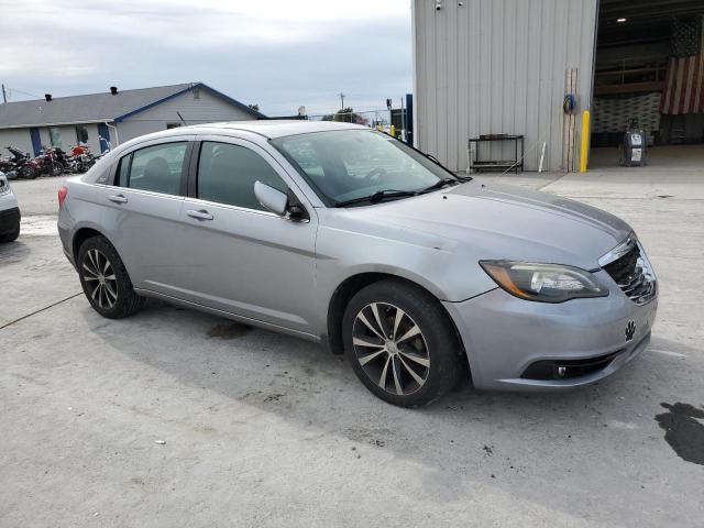 Photo 4 from auction – 2013 CHRYSLER 200 TOURIN with VIN 1C3CCBBB7DN766237