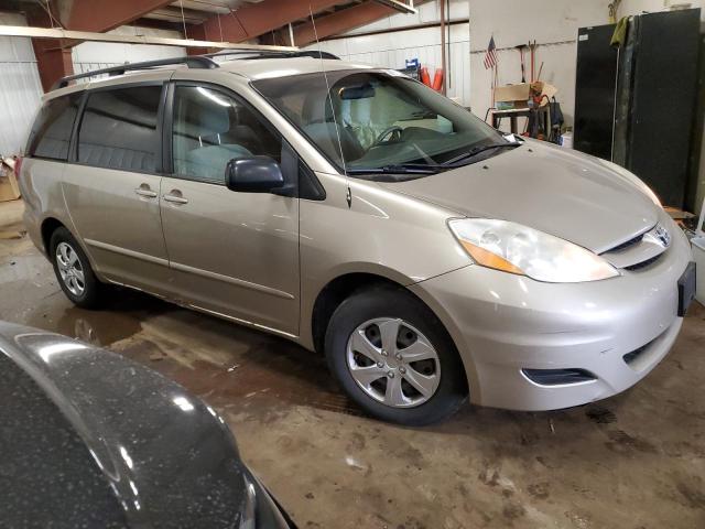 Photo 4 from auction – 2010 TOYOTA SIENNA CE with VIN 5TDKK4CC0AS295728