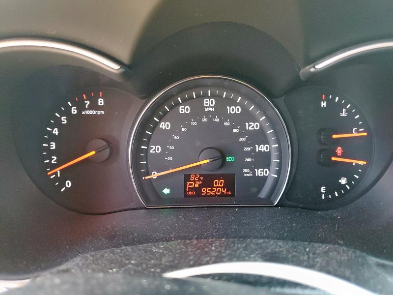 Photo 9 from auction – 2015 KIA SORENTO LX with VIN 5XYKT4A73FG553358