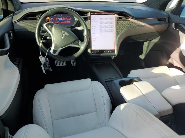 Photo 8 from auction – 2020 TESLA MODEL X with VIN 5YJXCBE47LF301402