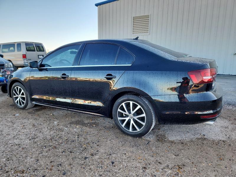 Photo 2 from auction – 2017 VOLKSWAGEN JETTA SE with VIN 3VWDB7AJ3HM294057