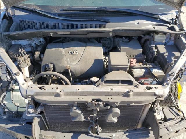 Photo 12 from auction – 2017 TOYOTA SIENNA LE with VIN 5TDKZ3DC2HS801090