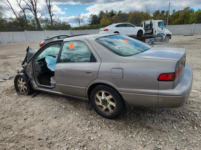Photo 2 from auction – 1998 TOYOTA CAMRY CE with VIN 4T1BF28K0WU051925
