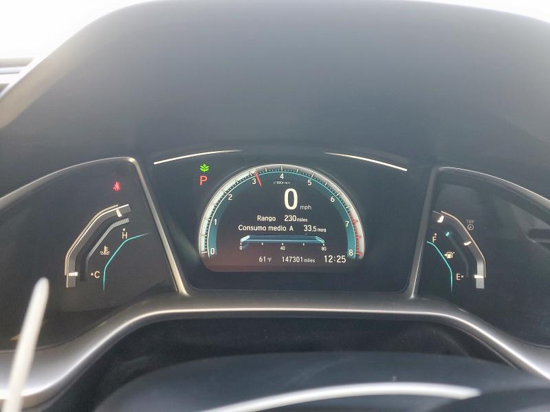Photo 9 from auction – 2018 HONDA CIVIC EX with VIN 19XFC2F71JE014080